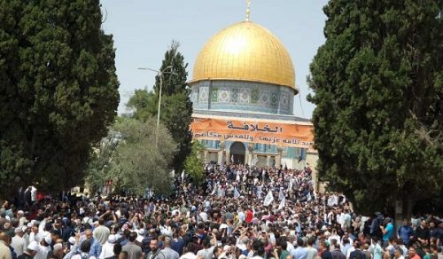 Updated: Blessed Land, Palestine: Hizb ut Tahrir &amp; People of Jerusalem Gather at Masjid Al Aqsa chanting, &quot;Khilafah Restores Ummah&#039;s Dignity &amp; Al Quds Status&quot;