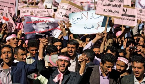 The South of Yemen is Fuming Against the Criminal Rulers from the Flame of Crises; What is the Effective Solution?