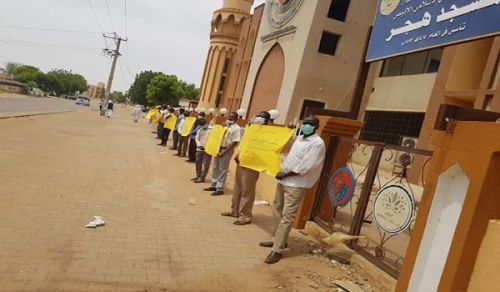 Wilayah Sudan: Series of Silent Protests to Refuse the Closure of Mosques