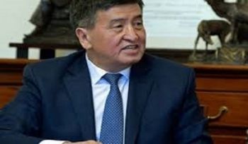 Die Spannungen zwischen dem derzeitigen und dem ehemaligen Präsidenten haben einen politischen und medialen Konflikt ausgelöst  Die kirgisische Elite schlägt sich auf Seiten des derzeitigen Präsidenten