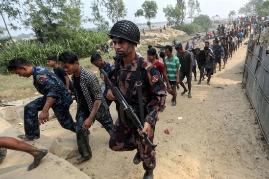 İngiltere’nin Hizmetindeki Hasina Rejimi, İngiliz Destekli Rohingya Müslümanları Katili Myanmar’daki Cunta Rejimi Korumak Amacıyla Vekalet Savaşı Yürütmektedir