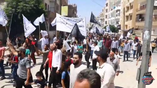 Suriye Vilayeti: İdlib&#039;de Protesto; Bağımlılıktan Kurtulun ve Hilafet&#039;i Güçlü Bir Şekilde Kurun... Allah Subhanehu ve Teala Zafere Ulaştırsın