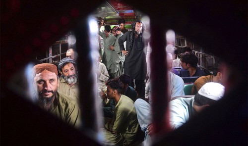 Pakistan ve Afganistan Müslümanları Arasında Bölünme Yaratmayı Amaçlayan Irkçı Nefret Söylemleri, Amerikan Dayatmasının Bir Sonucudur